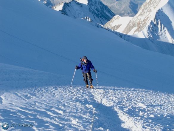 Ascending the Dome du Gouter