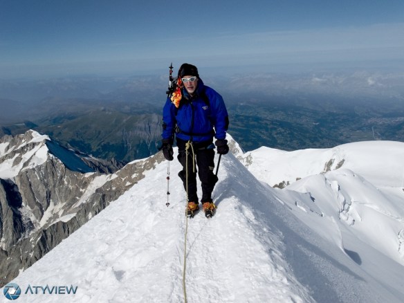 On the summit of Mont Blanc (4808 m).