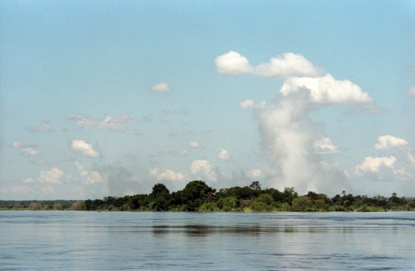 00978_n_10af2g2zzb0978